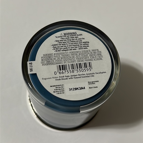 White Barn
Sweater Weather
Signature Single Wick Candle 8 Oz - Picture 3 of 3